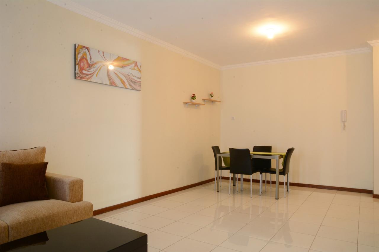 3Br Grand Palace With Private Bathtub By Travelio Jakarta Exterior photo