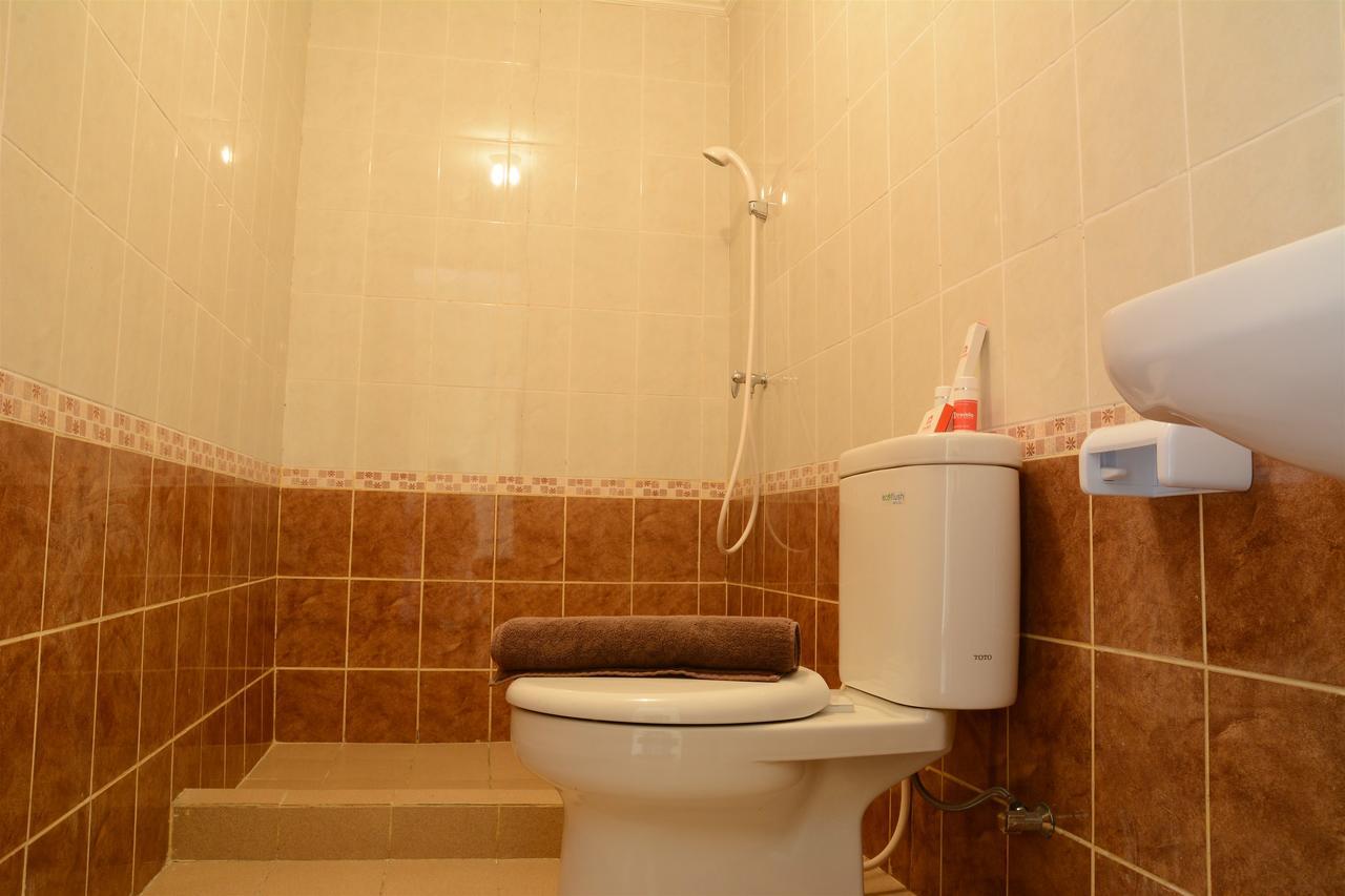 3Br Grand Palace With Private Bathtub By Travelio Jakarta Exterior photo