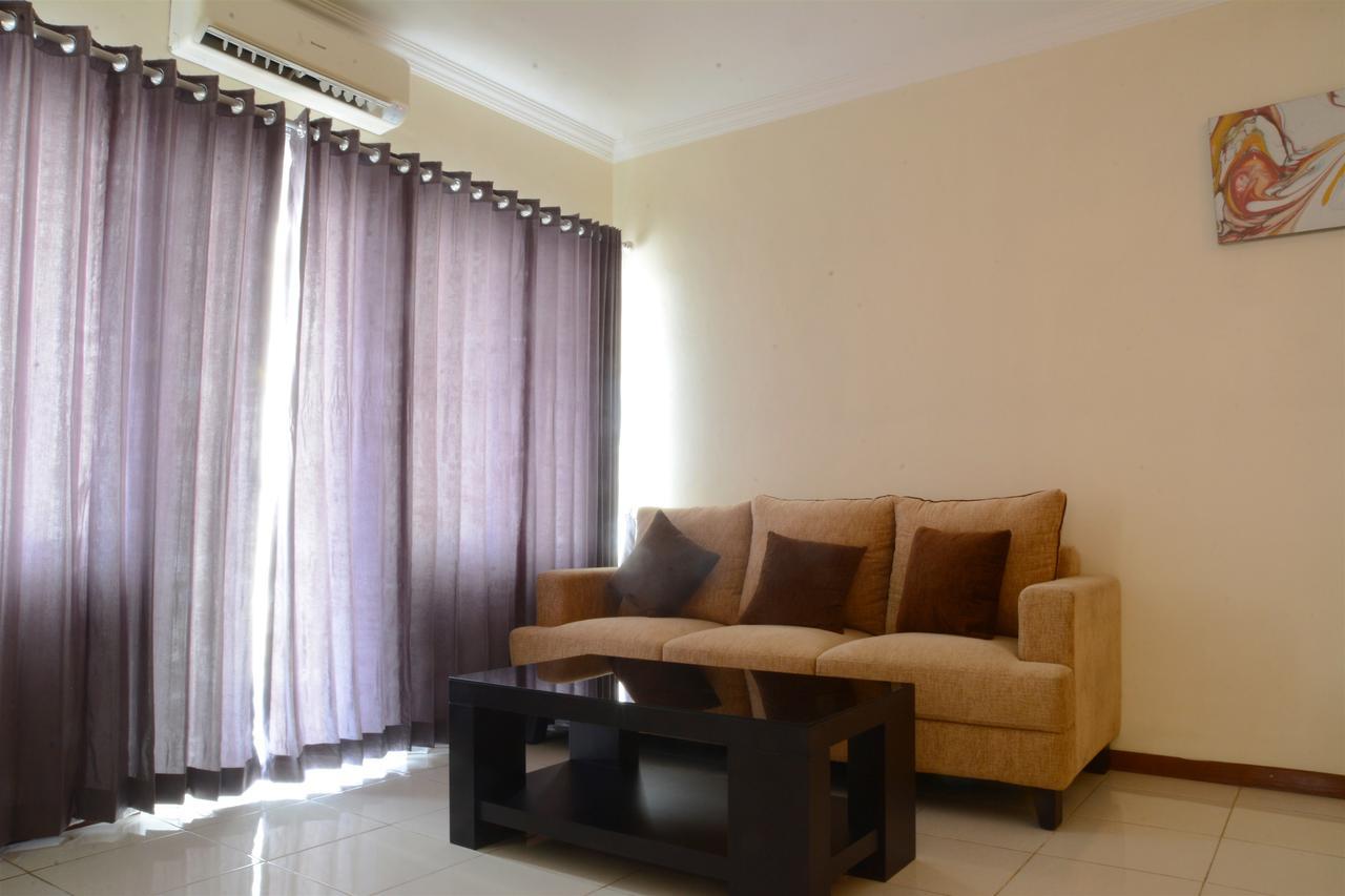 3Br Grand Palace With Private Bathtub By Travelio Jakarta Exterior photo